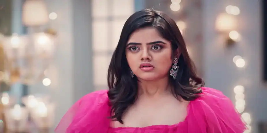 Kamali Gives Anika a Warning - Kamali