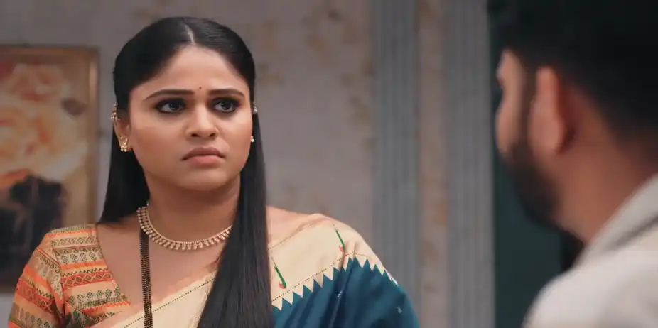 Harish Presents His Side To Bhavana - Lakshmi Niwas