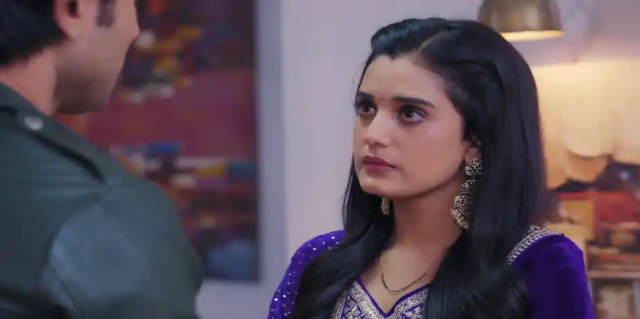 Reet's Question and Dhruv's Plea to Her - Jaane Anjaane Hum Mile