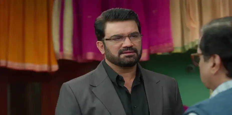 Gopal Asks Aryavardhan a Pointed Question - Tumm Se Tumm Tak