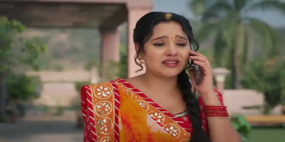 Vasudha Warns Devansh about Avinash - Vasudha