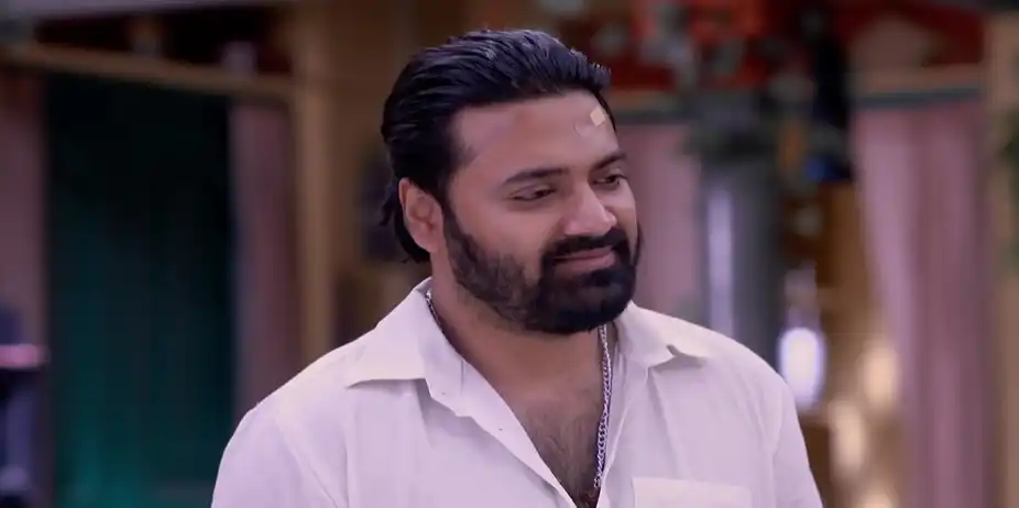 Ratna Is Annoyed with Parvati - Amader Dadamoni