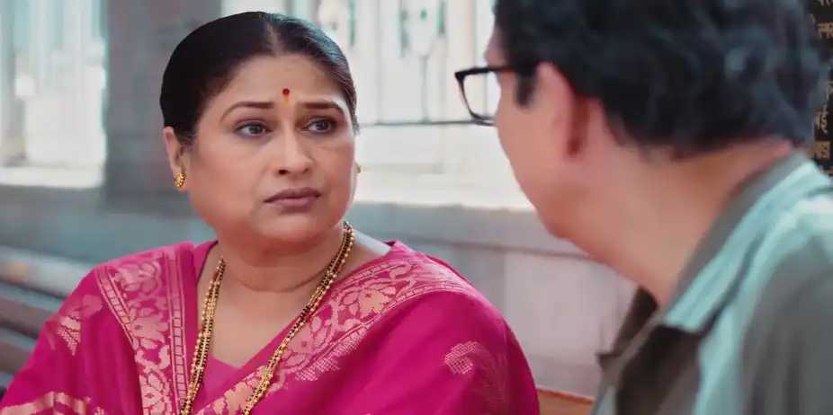 Lakshmi Misses Janhavi and Gets Emotional - Lakshmi Niwas