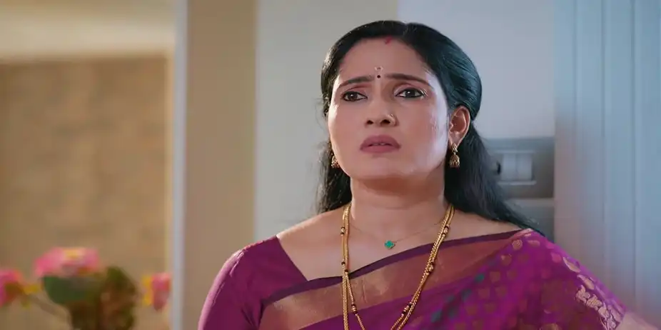 Ashoka Varma Ousts Prakash from His House - Manathe Kottaram