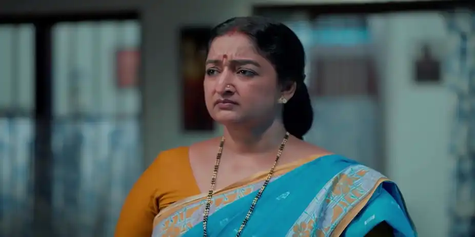 Muthassi Has a Word with Devanarayanan - Snehapoorvam Shyama