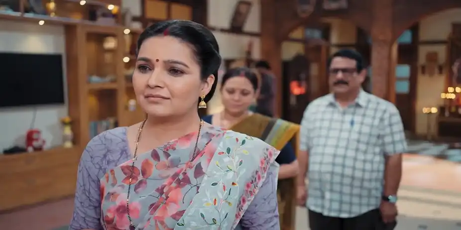 Radhika Decides to Go to Aditya's Office - Lakshmi Nivas