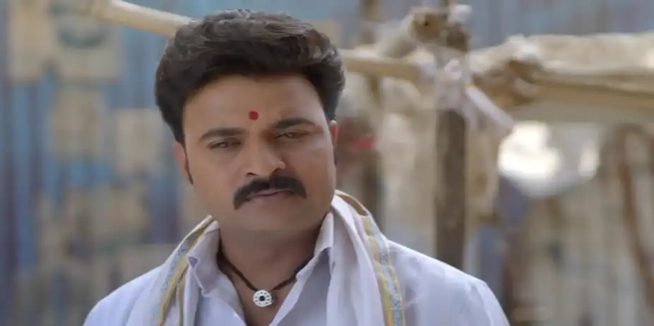 Gopal Worries Over a Newspaper Report - Devmanus Madhla Adhyay