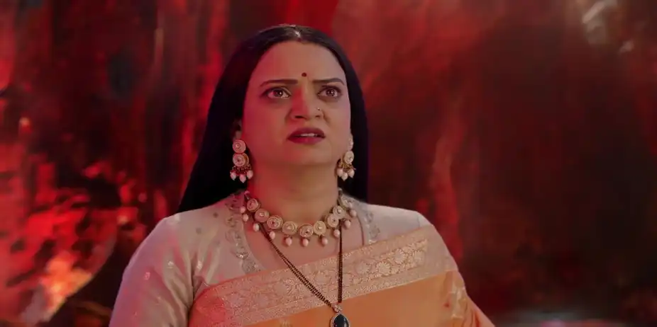 Marjari Warns Manjiri about the Next Danger - Tula Japnar Aahe