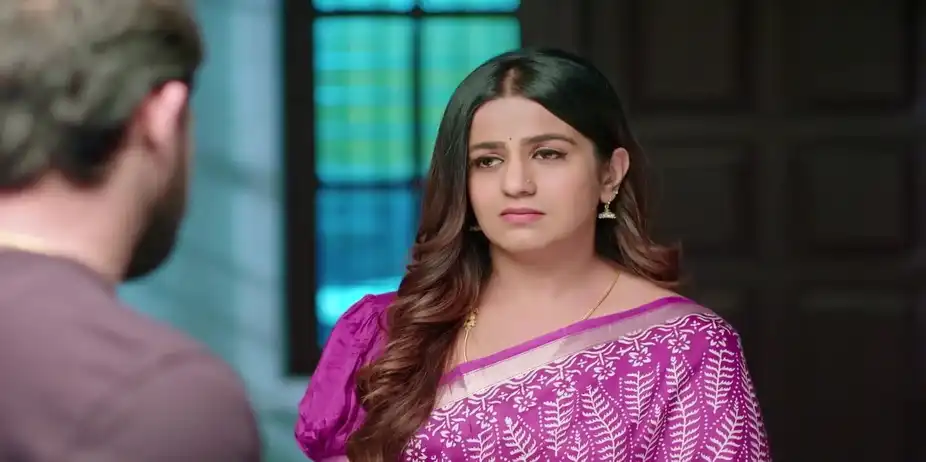 Karna Teases Nithya - Karna