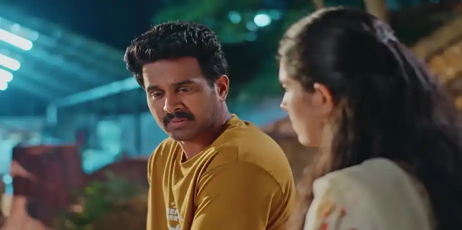 Kalyani Mocks Mahi - Chembarathy