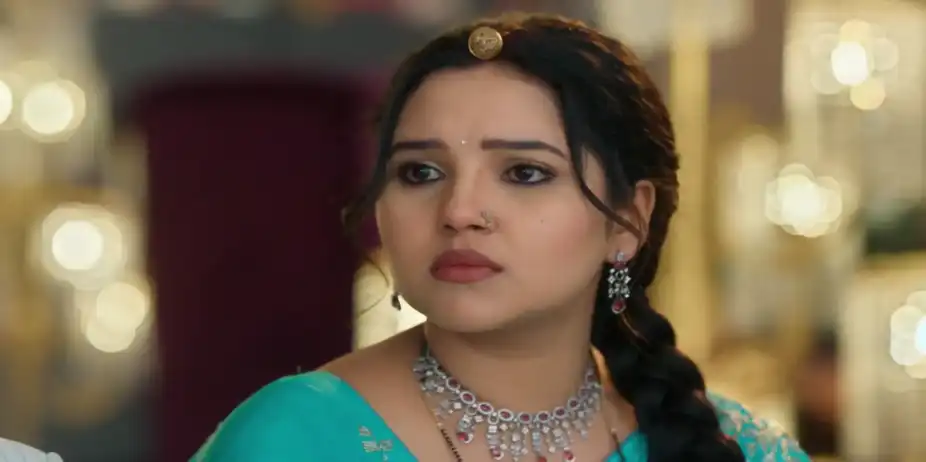 Chandrika Gathers the Entire Family - Vasudha