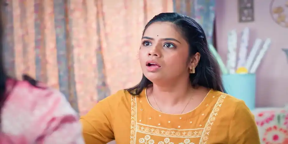 Kavya’s Tries to Provoke Taarini - Taarini