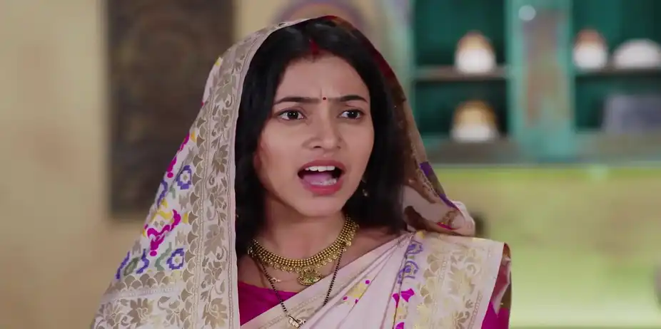 Rishi Defends Archana - Sathi Sata Janmara
