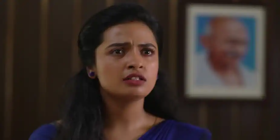 Razzak Shares His Doubts with Shalini - Kudumbashree Sharada