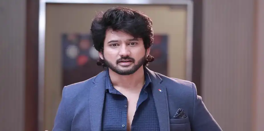 Cibi Unaware of His Bond with Jayarani - Varisu