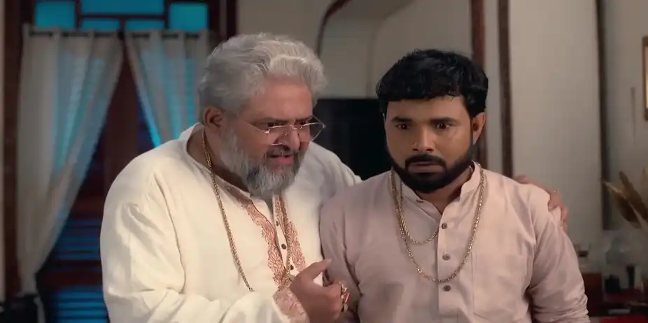 Parthasarathi Misleads Pratap - Amader Dadamoni