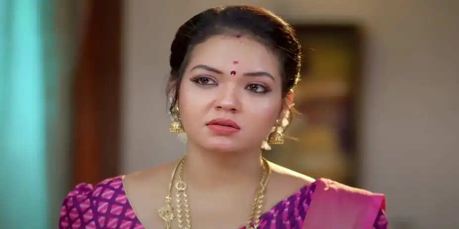 Raghuram Decides to Visit the Ancestral Temple