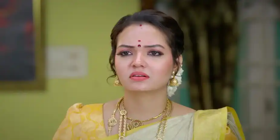 Parvathy's Brother Raises a Ruckus - Sandhya Raagam
