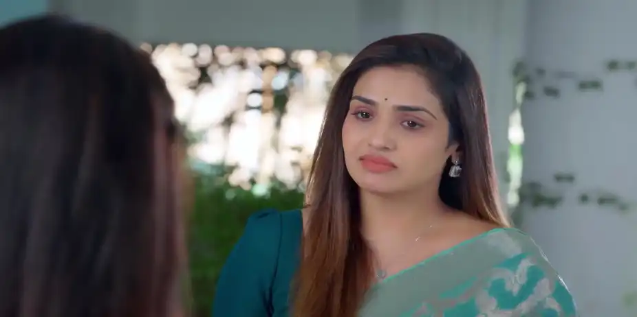 Indrani Returns with Siva and Ayali - Ayali