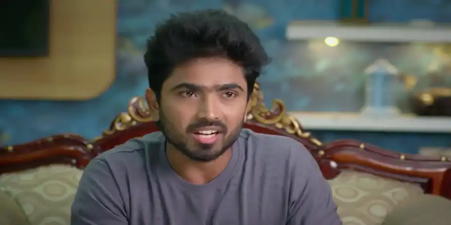 Kripakaran Brainwashes Vishwa - Chinnan Siru Kiliye