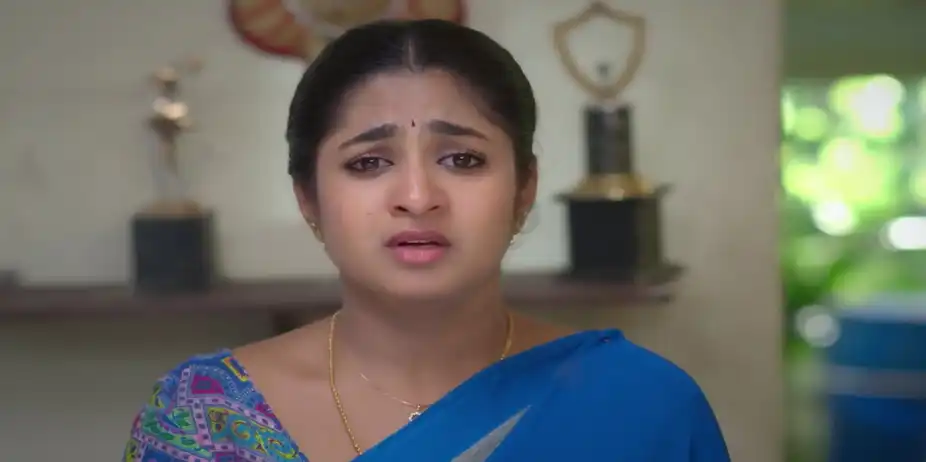 Divakaran Tries to Drag Balu out of the House