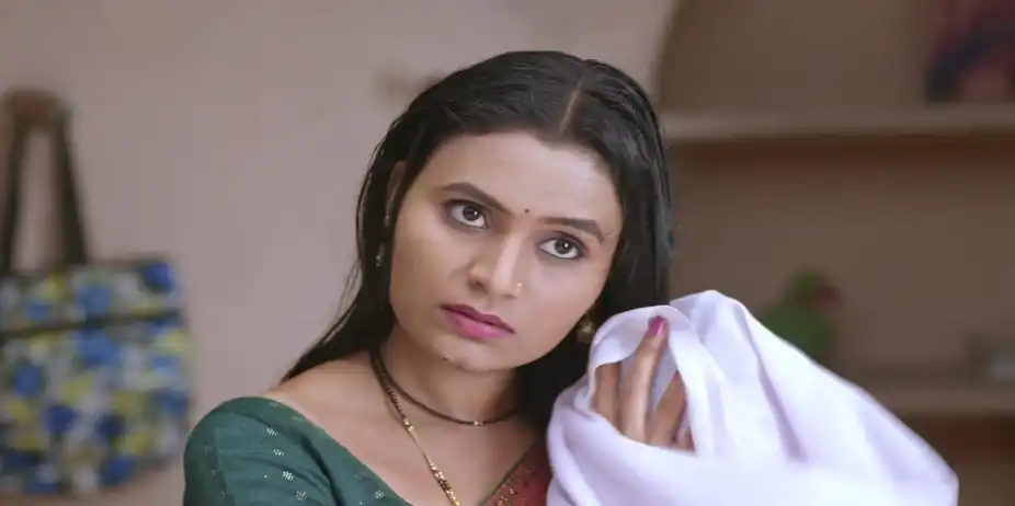 Lali Grows Suspicious of Gopal - Devmanus Madhla Adhyay