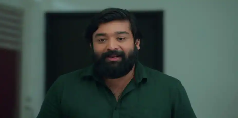 Prakash Coaxes Manoj - Manathe Kottaram