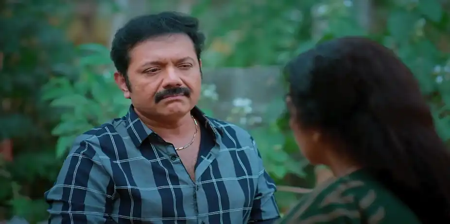 Chandrika Hits Prakash - Manathe Kottaram