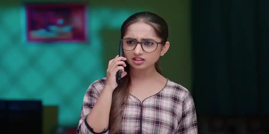 Riya's Phone Gets Swapped with Sanjay's Phone - Karna