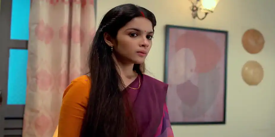 Lajbonti Searches Jaya's Pills in Bonolata's Room - Kone Dekhaa Alo