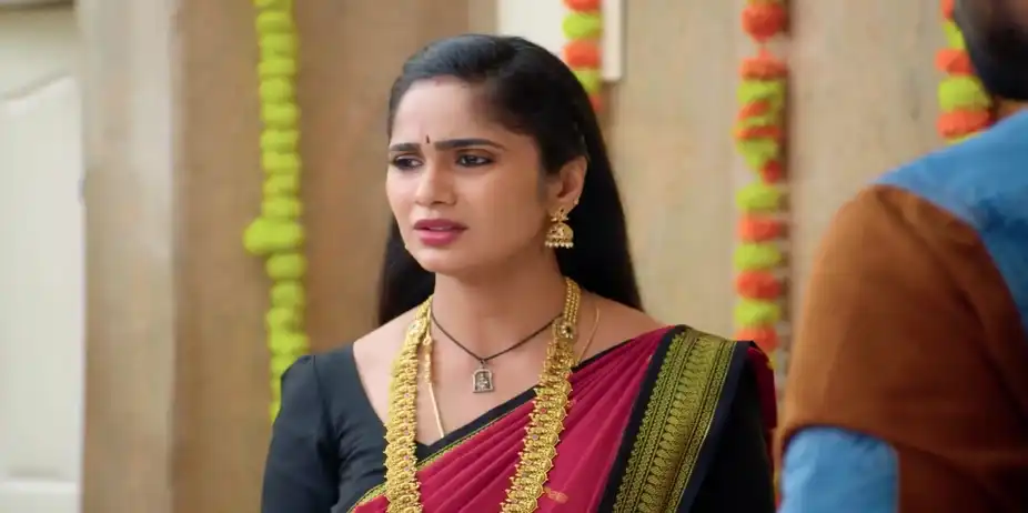 Ayali's Hesitation - Ayali