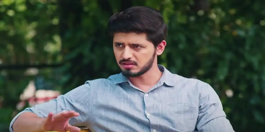 Hrishi Reassures a Worried Kamali - Kamali