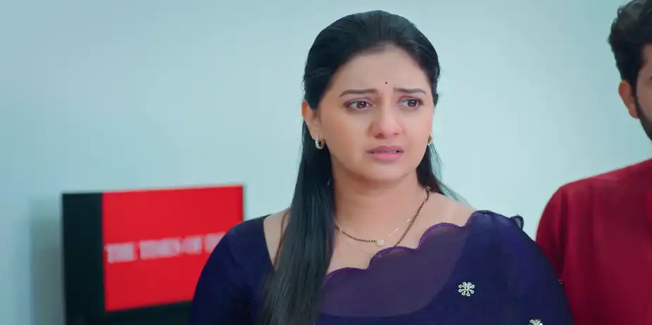 Mallika Puts the Blame on Swanandi - Veen Doghatli Hi Tutena