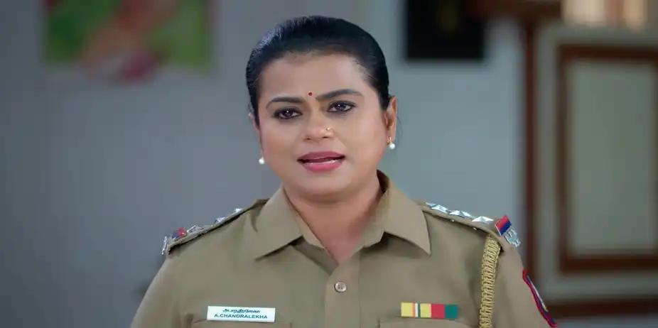 Chandralekha Apologises to Ramachandran - Veera