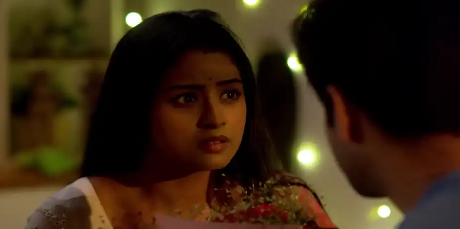 Rayan's Confession Elates Parul - Parineeta