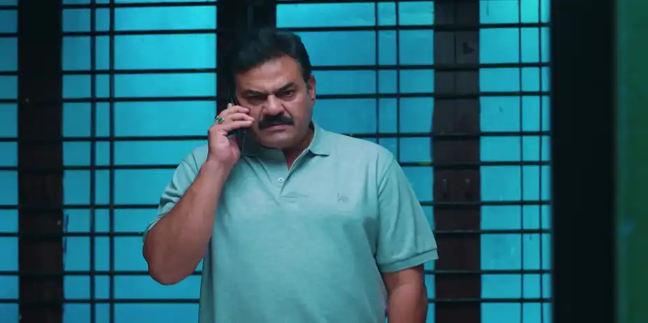 Jaydev Lies to Goutham - Amruthadhaare