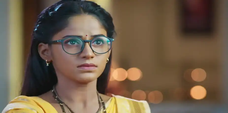 Savali Exposes Gopal Bhatji - Savalyachi Janu Savali