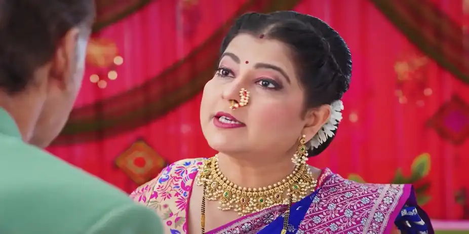 Yuvraj Asks Padmini to Perform the Rituals - Taarini