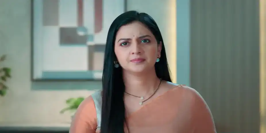 Mallika Punishes Neelima - Veen Doghatli Hi Tutena