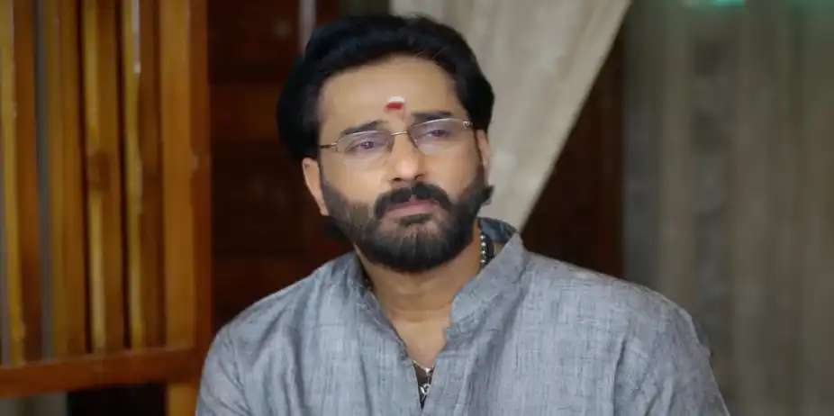 Janaki Pacifies Raghuram - Sandhya Raagam