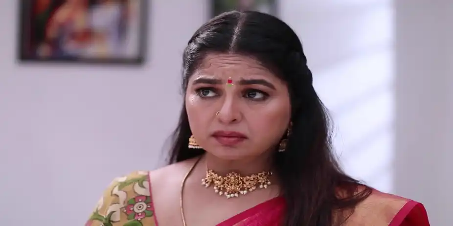 Ganeshan Instigates Meena - Varisu
