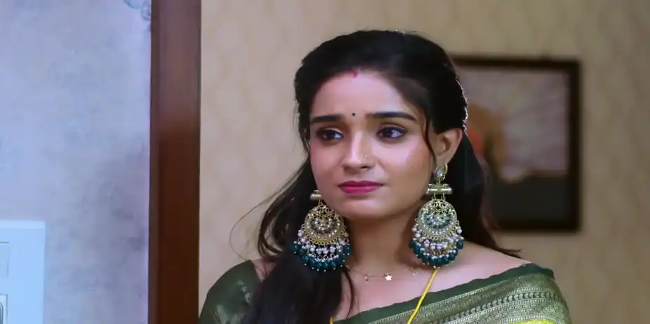 Disha Calls Soundharya's Actions Foolish - Brahmagantu