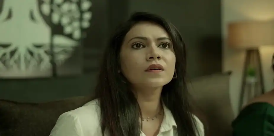 Mahadevan Expresses His Dissent to Poornima - Durga