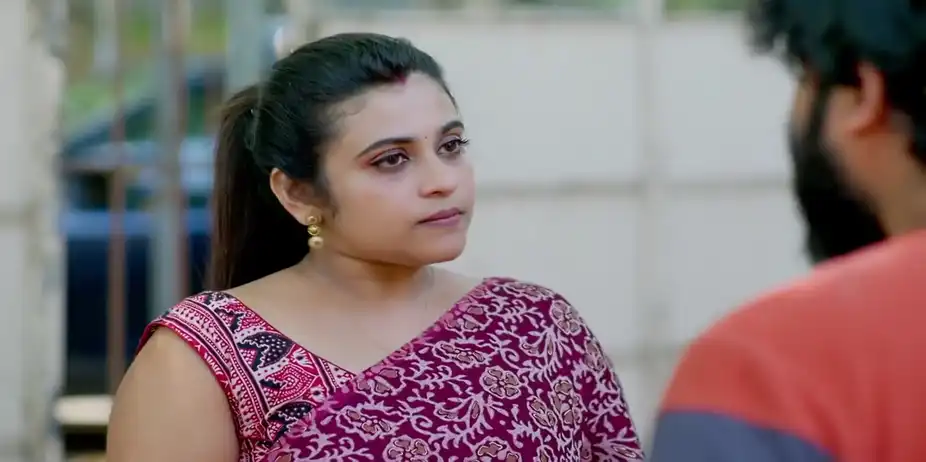Haritha Has a Word with Manoj - Manathe Kottaram