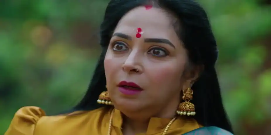 Sathyavathy Is Shocked to See Krishna - KrishnaGadha