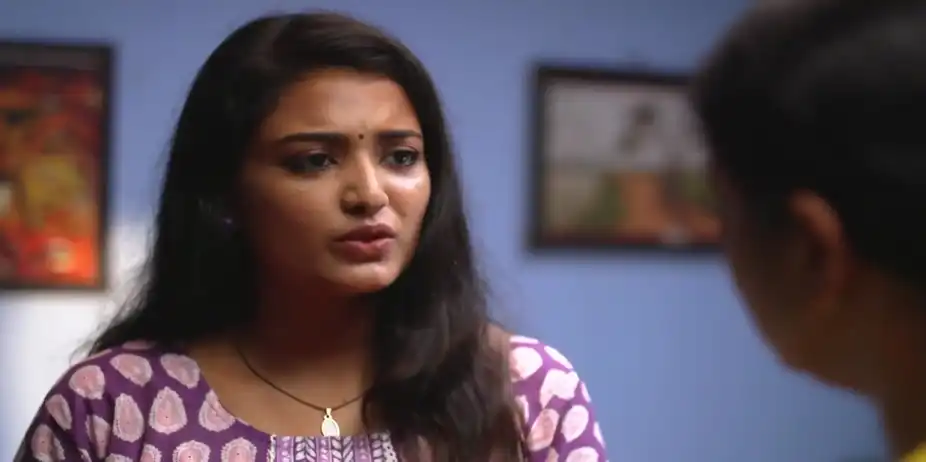 Reshma Tells Sharada about Vishnu - Kudumbashree Sharada