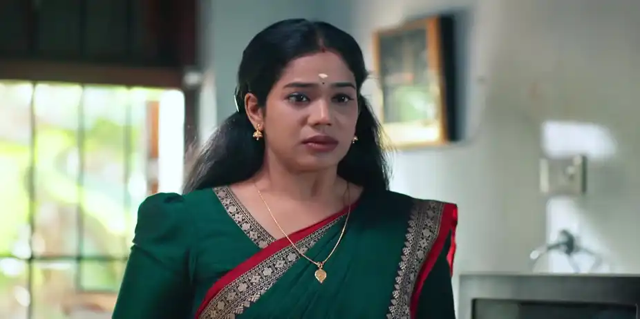 Prakash Turns a Deaf Ear to Karunakaran - Manathe Kottaram