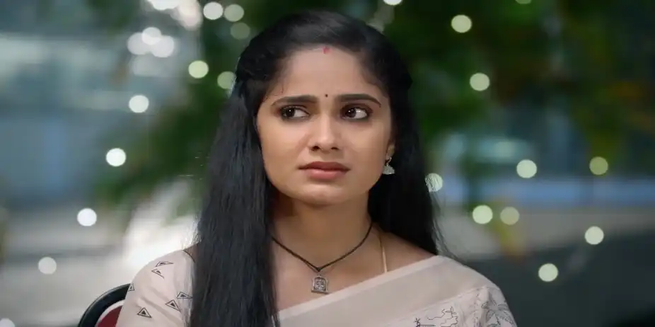 Ayali Gets Emotional - Ayali