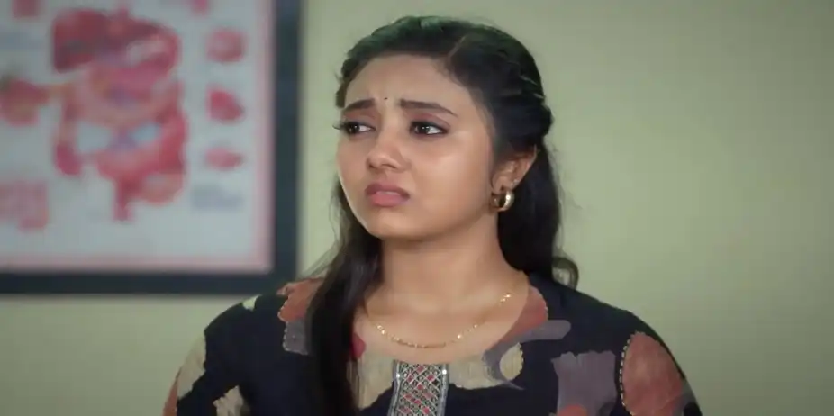 Revathi Loses Her Memory - Karthgai Deepam