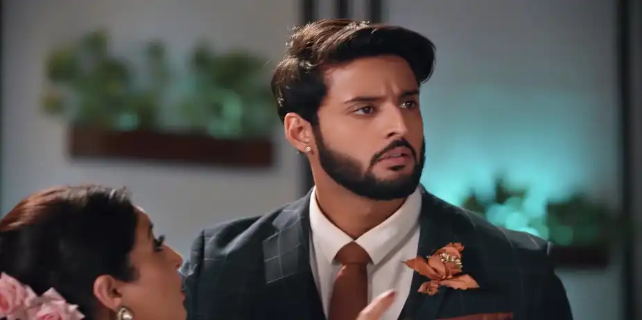 Ved Fights with Bhola to Save Saru - Saru